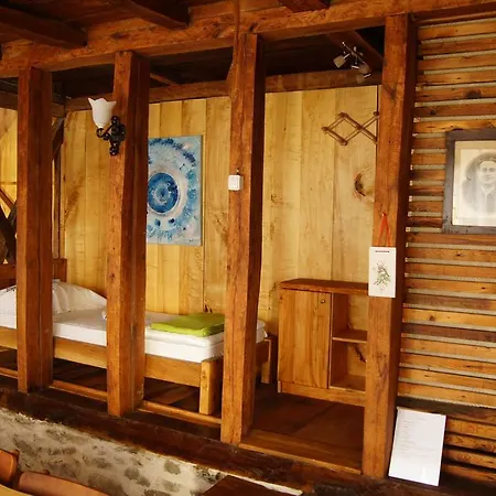 בית כפרי Glogovac