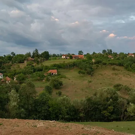 منزل ريفي Glogovac